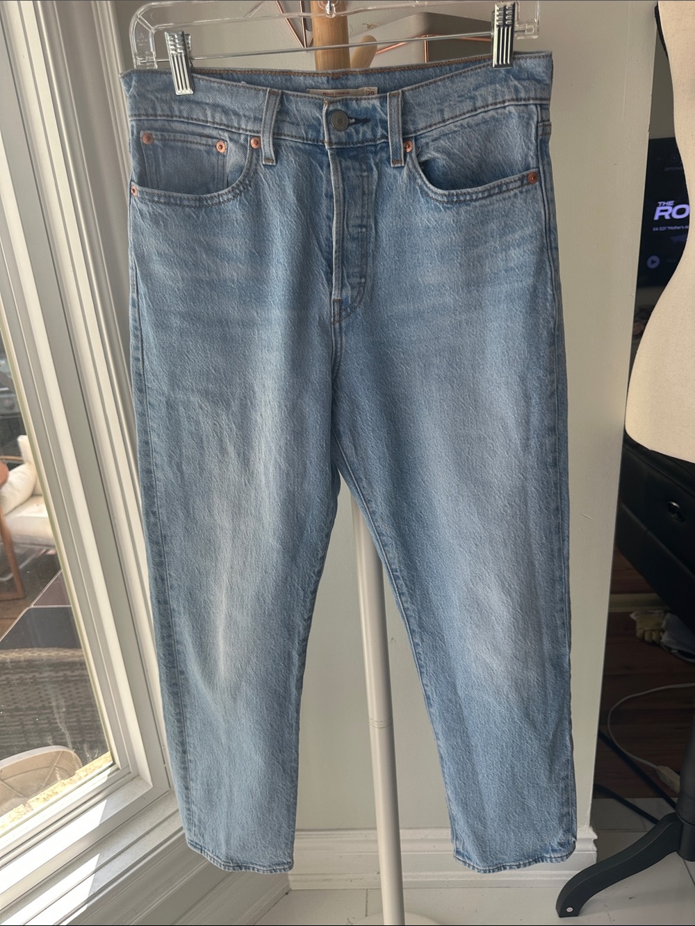 LEVI’S WEDGIE STRAIGHT Light Blue Women’s Premium Classic Jeans Denim Sz 29 L28